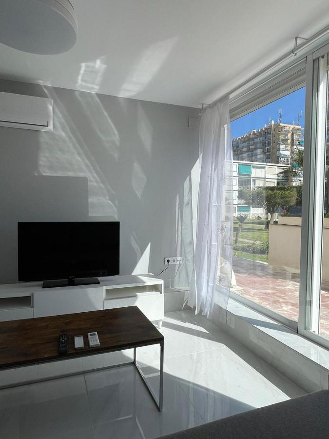 Seafront Recently Renovated Apartments Benalmádena Eksteriør bilde